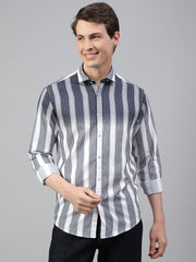 Men White Navy Regular Fit Striped Spread Collar Casual Shirt