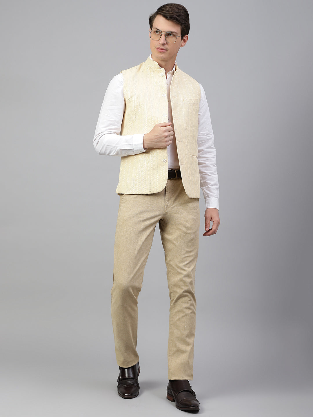 men-cream-regular-fit-solid-stand-collar-club-wear-waist-coat-rlss23w-0006-cream