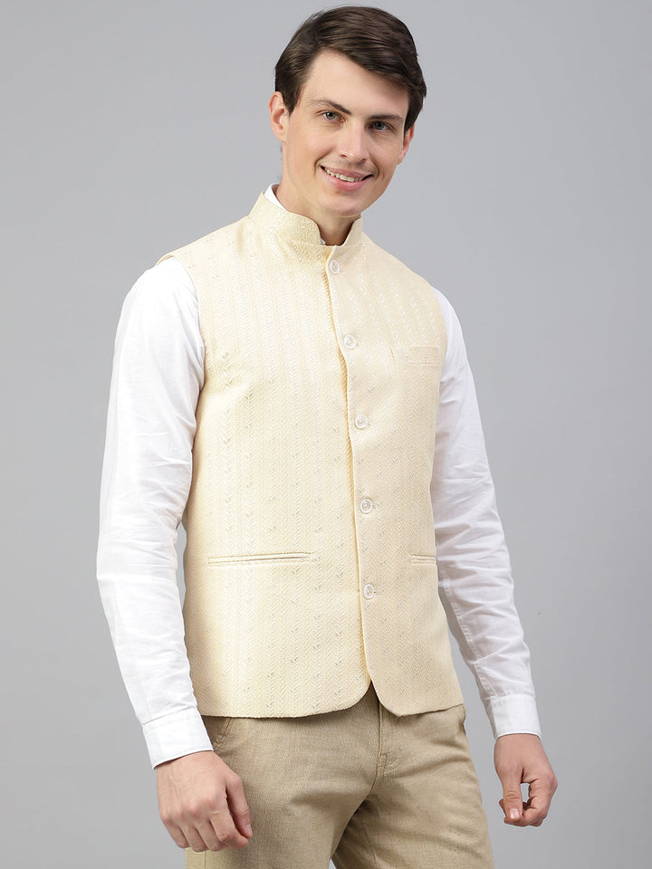 men-cream-regular-fit-solid-stand-collar-club-wear-waist-coat-rlss23w-0006-cream