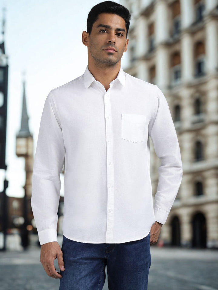 Men White Relaxed Fit Solid Casual Shirt
