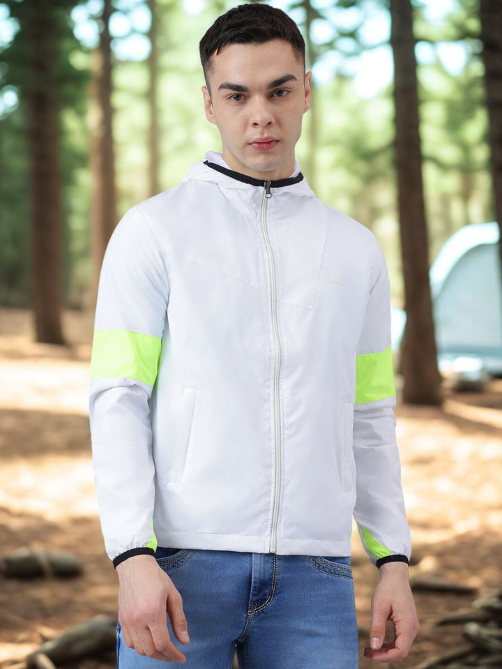 Men White Color Blocked Hooded Windbreaker Jacket