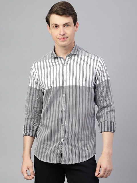 Men White Black Regular Fit Striped Spread Collar Casual Shirt