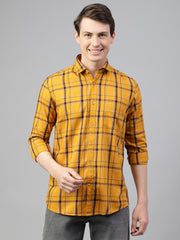 Men Amber Regular Fit Checkered Spread Collar Casual Shirt