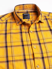Men Amber Regular Fit Checkered Spread Collar Casual Shirt