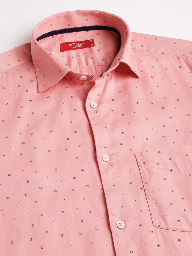 Men Coral Regular Fit Print Spread Collar Club Wear Shirt