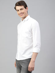 Men White Regular Fit Solid Spread Collar Casual Shirt