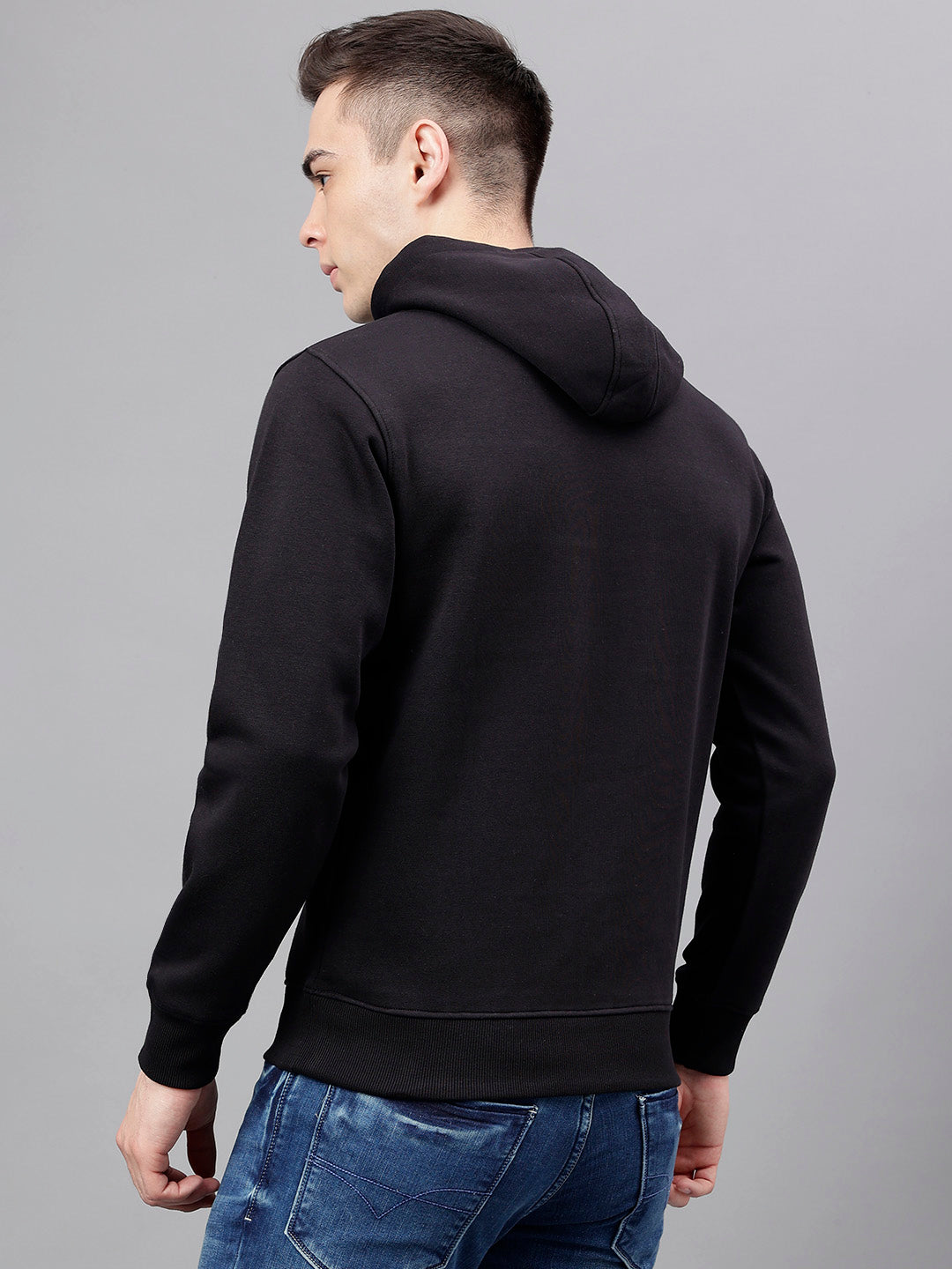 Men Black Standard Fit Solid Sweat Shirt