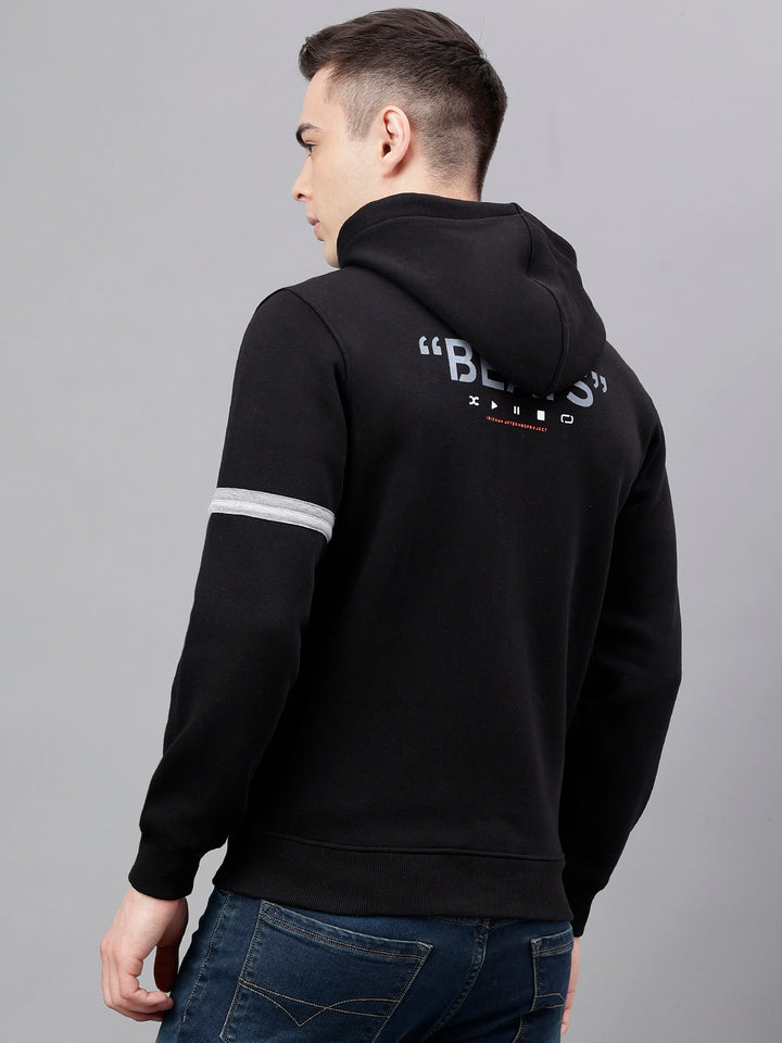Men Black Standard Fit Colourblocked Sweat Shirt