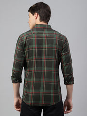 Men Black Green Regular Fit Checkered Spread Collar Casual Shirt