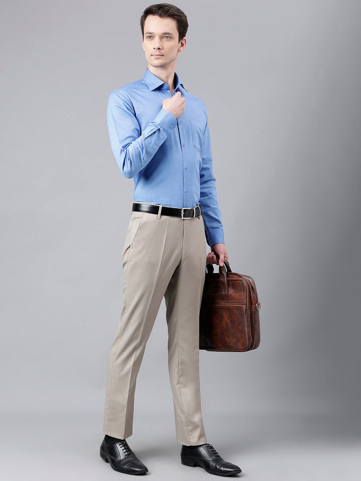 Men Mid Blue Regular Fit Solid Formal Shirt