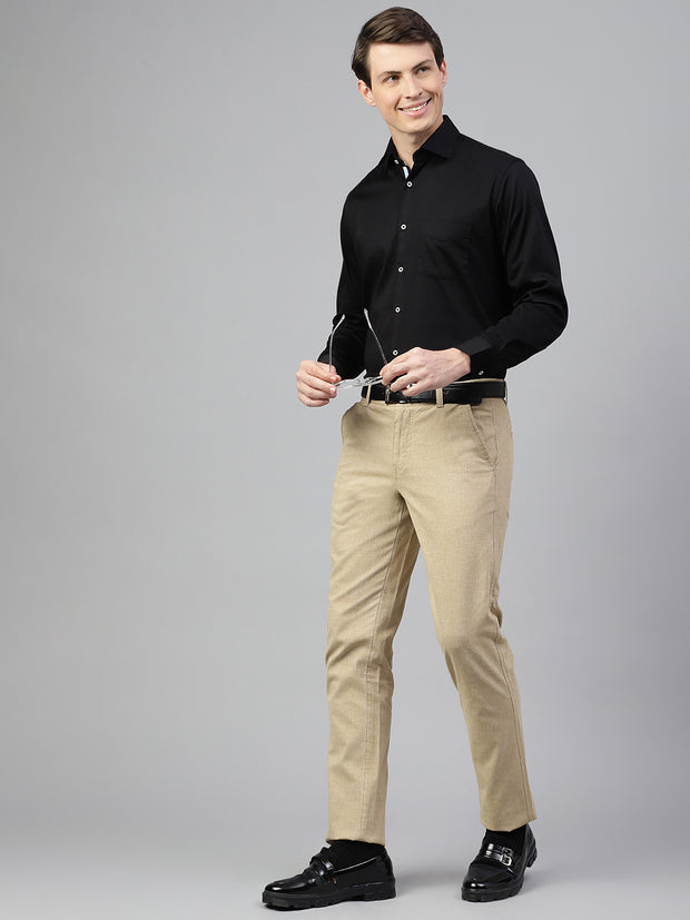 Men Black Regular Fit Solid Spread Collar Club Wear Shirt