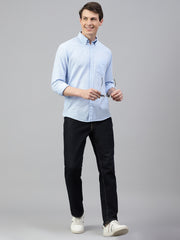 Men Sky Blue Regular Fit Solid Spread Collar Casual Shirt