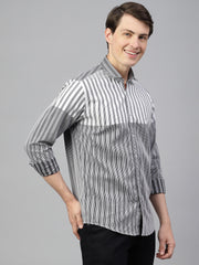 Men White Black Regular Fit Striped Spread Collar Casual Shirt