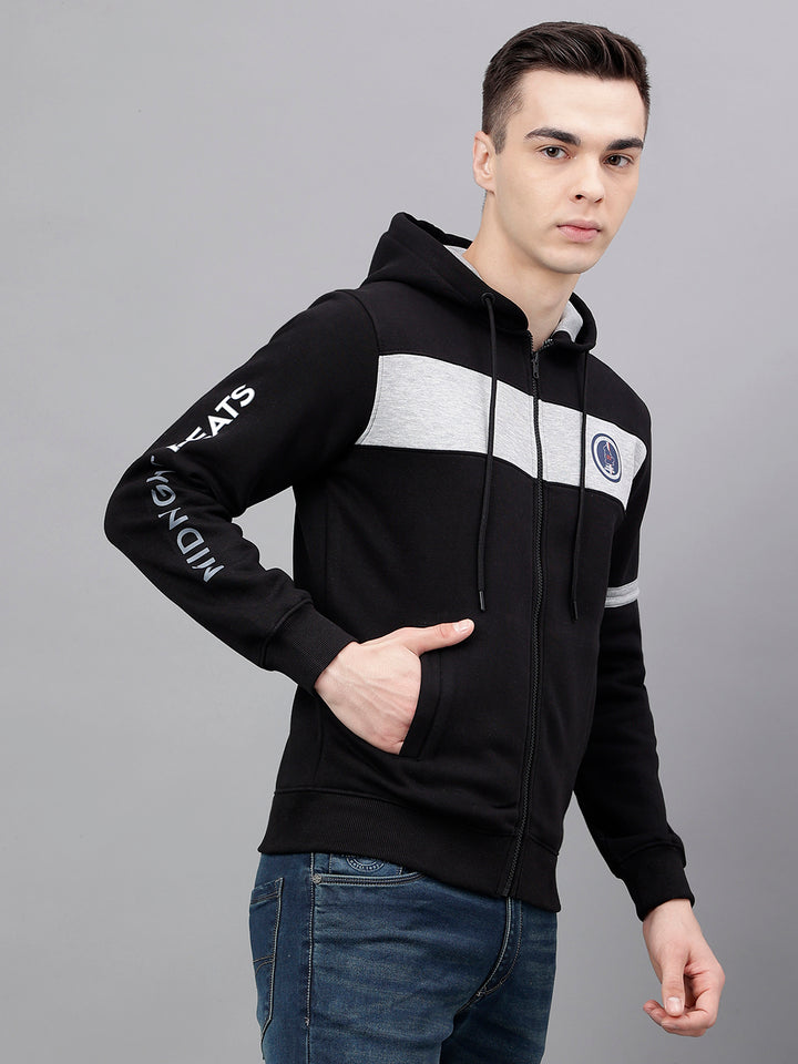 Men Black Standard Fit Colourblocked Sweat Shirt