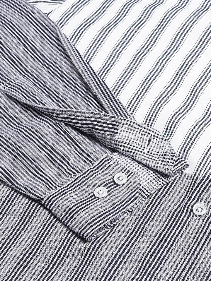 Men White Navy Regular Fit Striped Spread Collar Casual Shirt