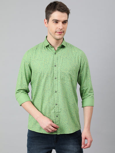 Men Green Standard Fit Printed Casual Shirt