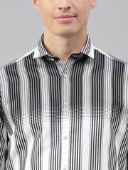 Men White Black Regular Fit Striped Spread Collar Casual Shirt