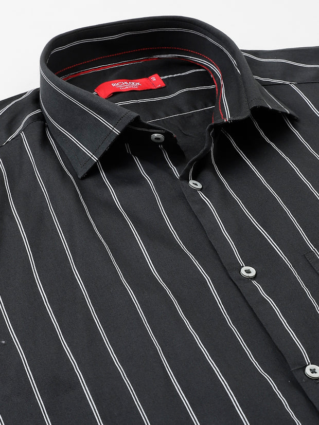 Men Dark Green Standard Fit Striped Club Wear Shirt