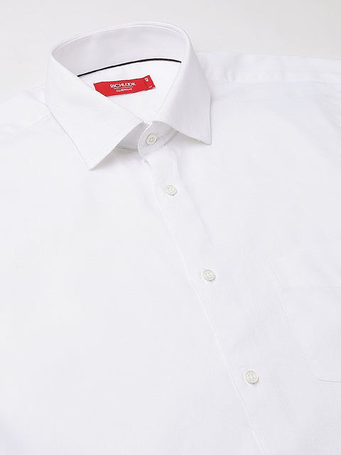 Men White Standard Fit Solid Club Wear Shirt