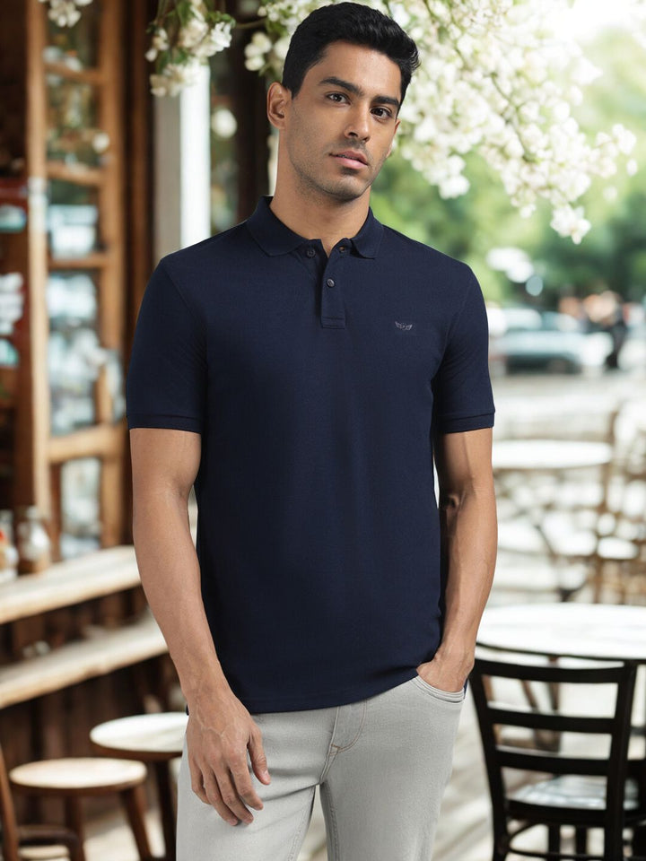 Men Navy Regular Fit Solid Polo Neck T-shirt