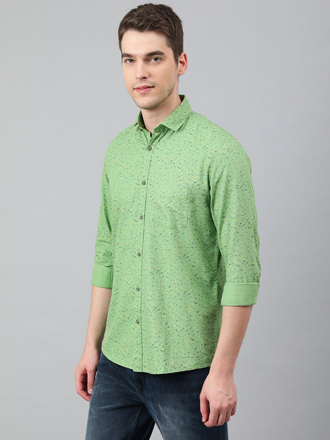 Men Green Standard Fit Printed Casual Shirt