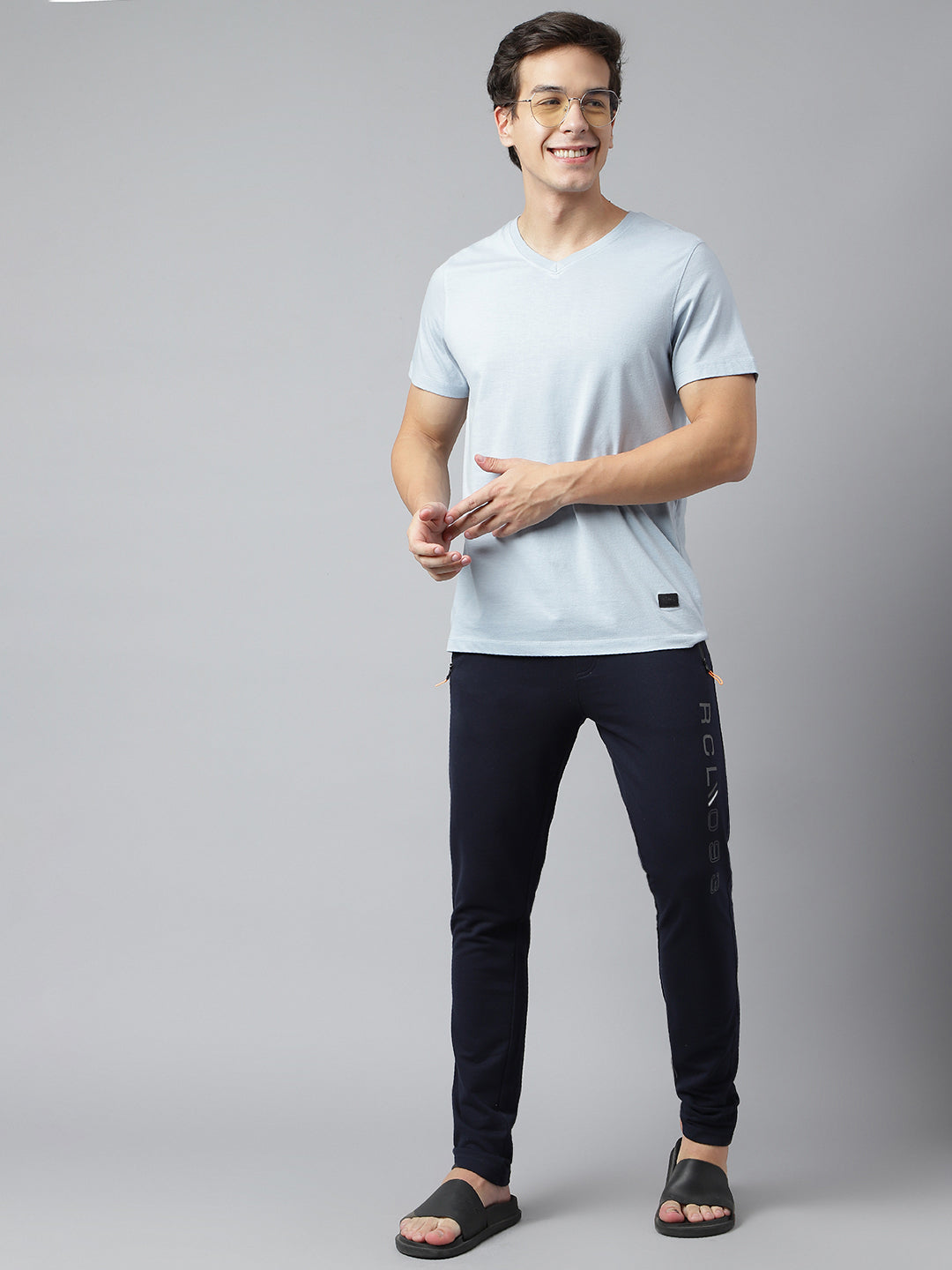 Men Navy Blue Slim Fit Mid Rise Solid Lower