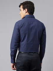 Men Navy Regular Fit Checkered Formal Shirt