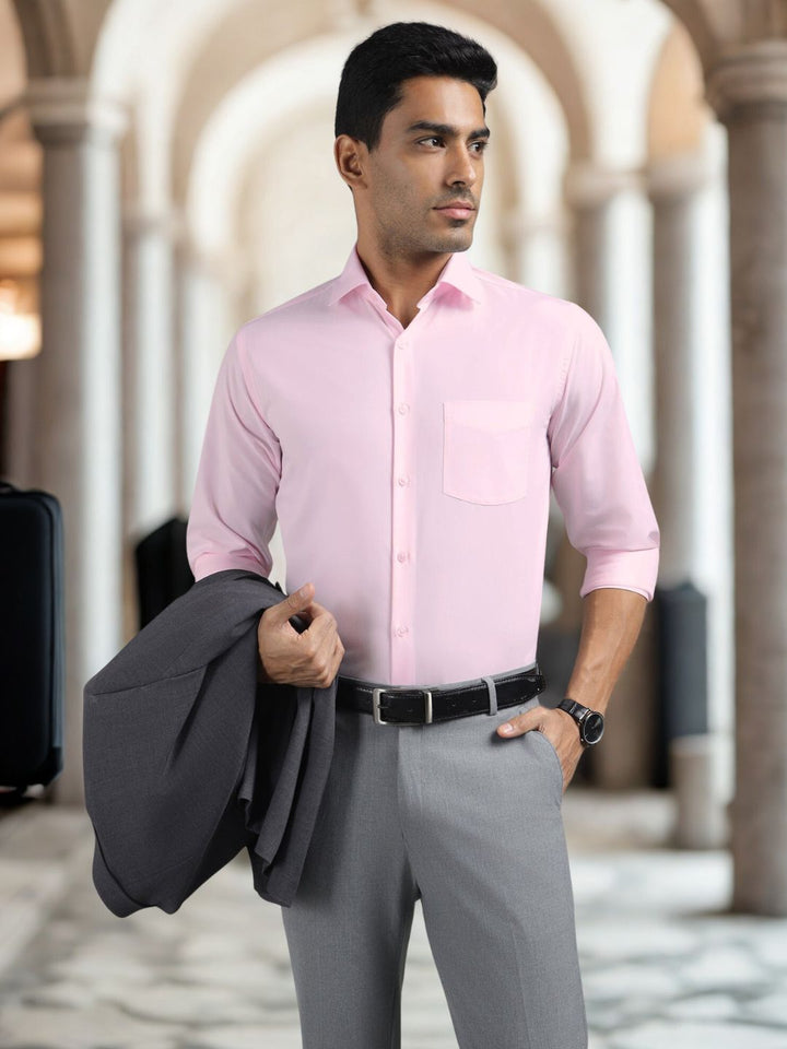 Men Pink Slim Fit Solid Formal Shirt