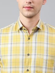 Men Khakhi Standard Fit Checkered Casual Shirt