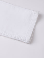 Men White Slim Fit Mid Rise Clean Look Strechable Jeans