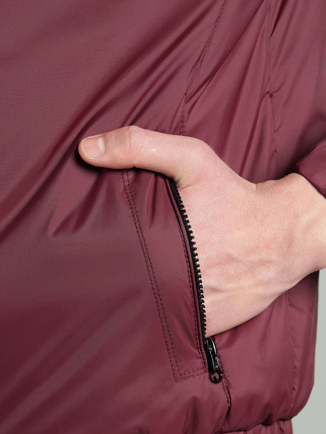 Men’s Maroon Puffer Winter Jacket With Zip Closer