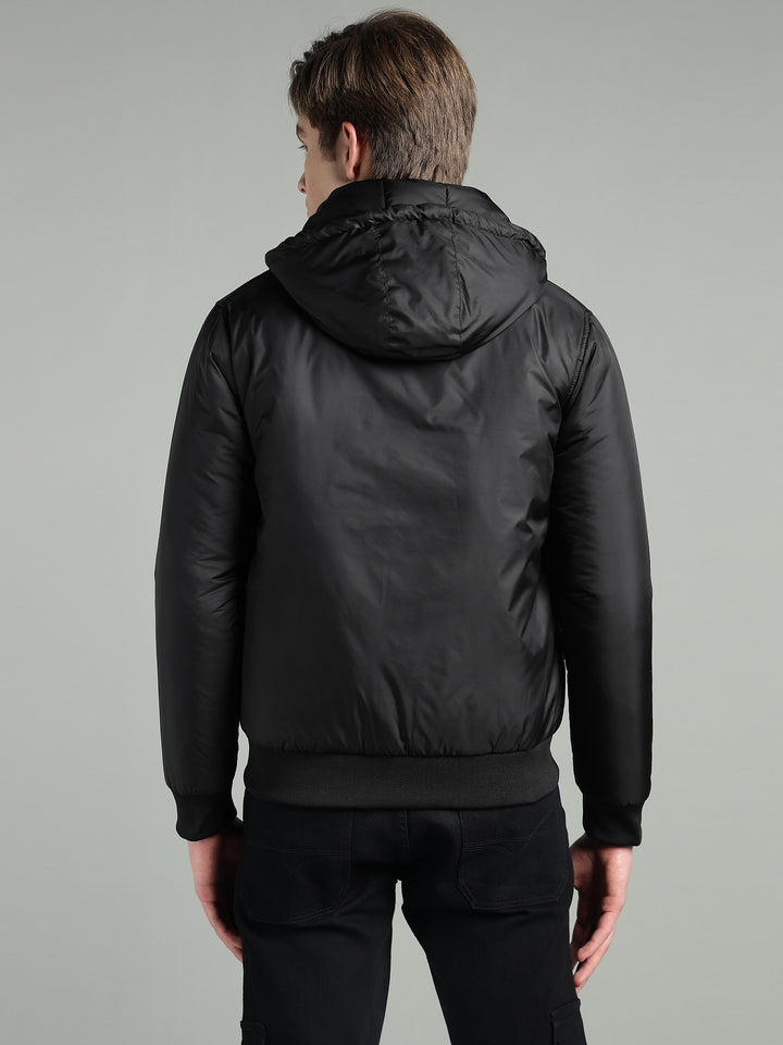 Men's Hooded Puffer Jacket With Zip Closer