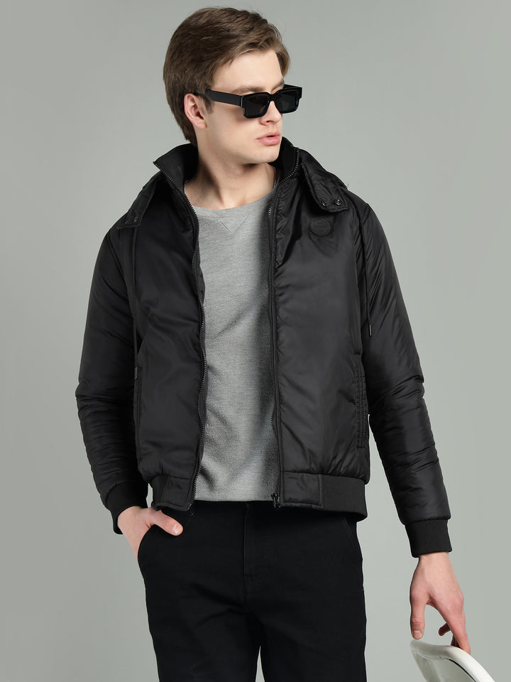 Men's Hooded Puffer Jacket With Zip Closer