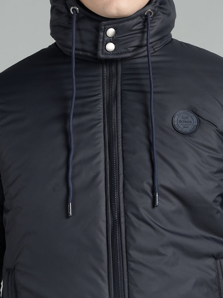 Men's Hooded Puffer Jacket With Zip Closer