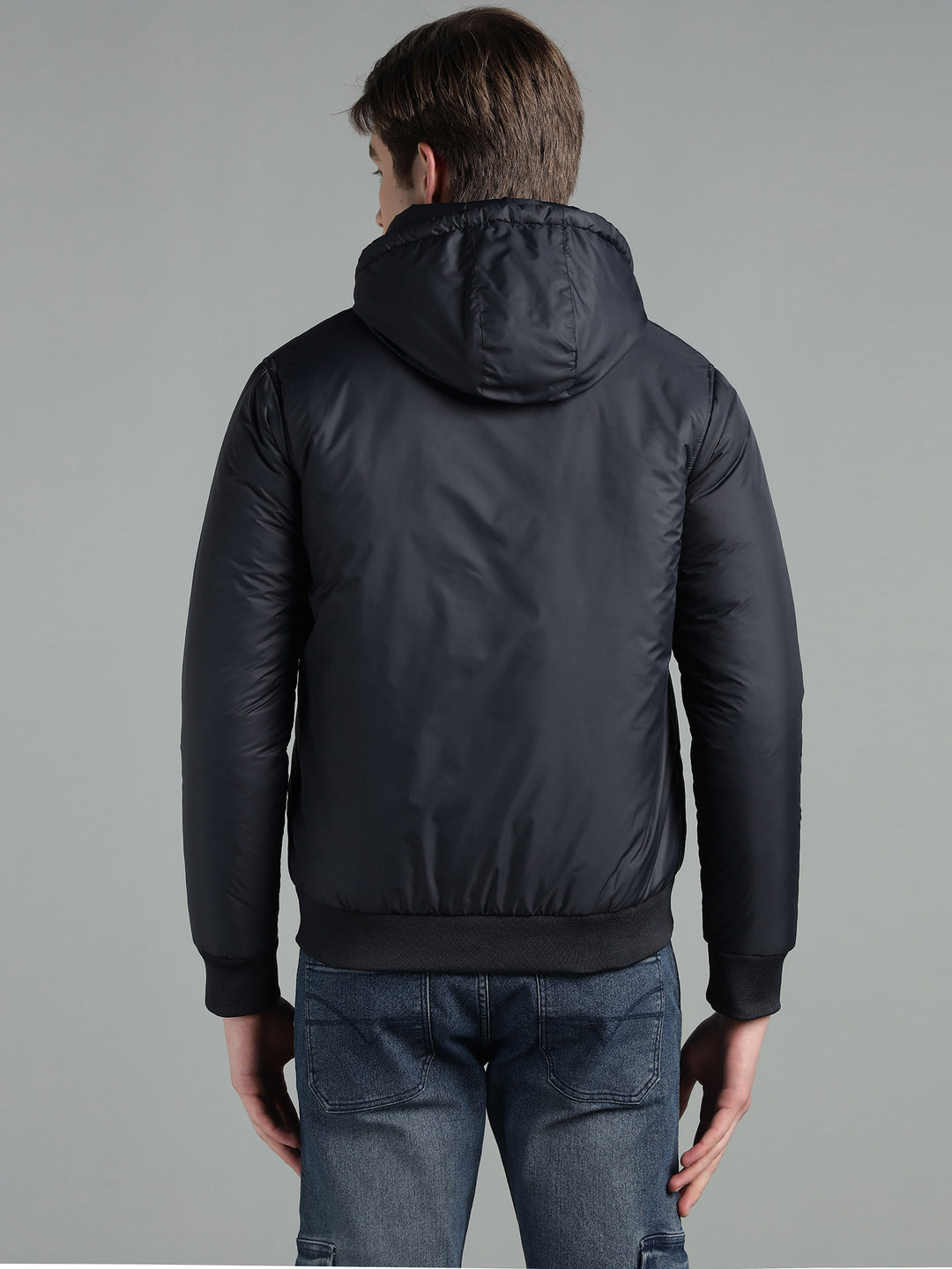 Men's Hooded Puffer Jacket With Zip Closer