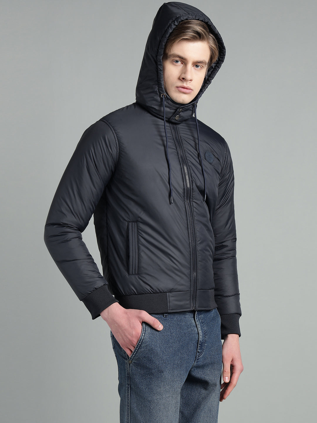 Men's Hooded Puffer Jacket With Zip Closer