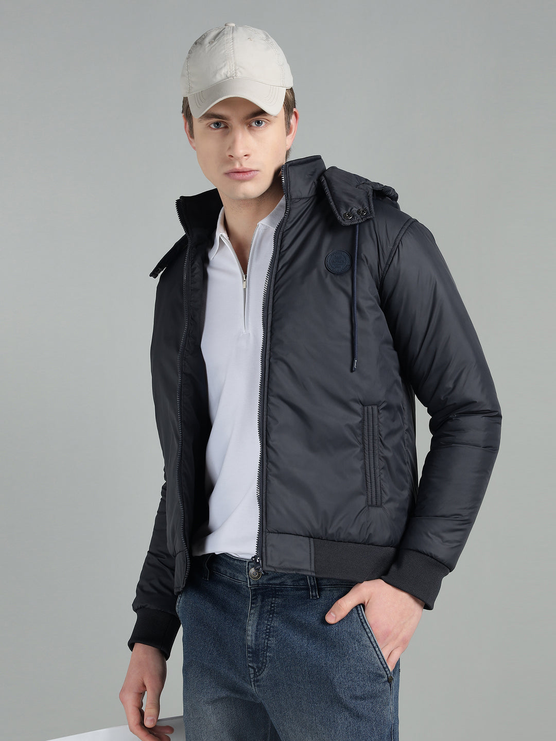 Men's Hooded Puffer Jacket With Zip Closer