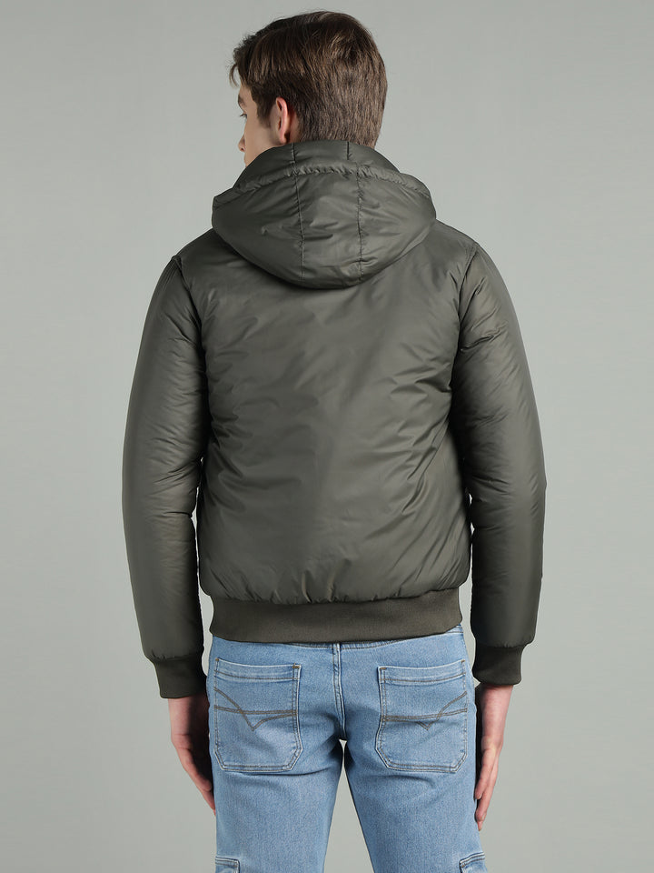 Men's Hooded Puffer Jacket With Zip Closer