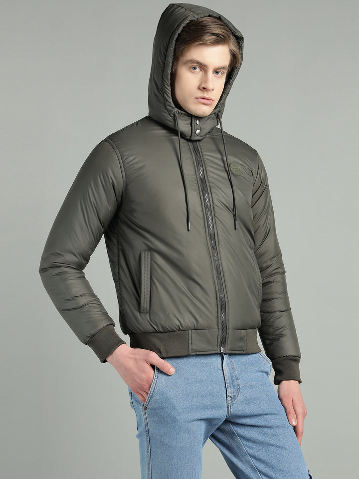 Men's Hooded Puffer Jacket With Zip Closer