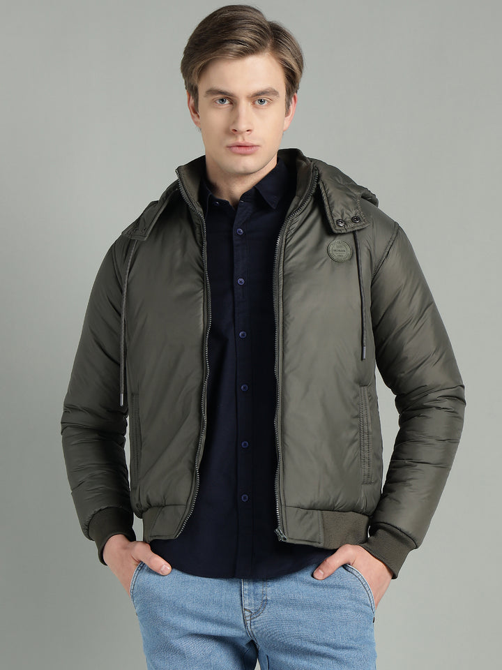 Men's Hooded Puffer Jacket With Zip Closer