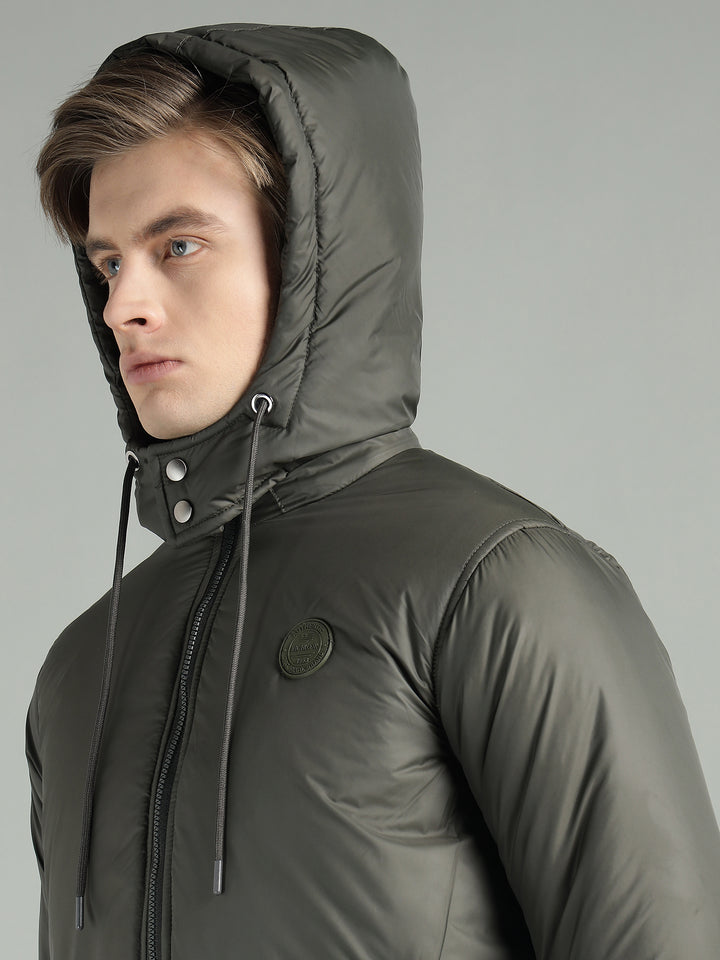 Men's Hooded Puffer Jacket With Zip Closer