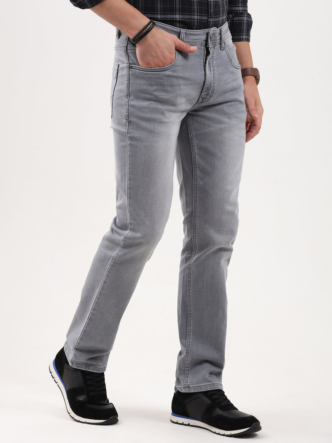 LIFE-SGT-0039_LIGHTGREY
