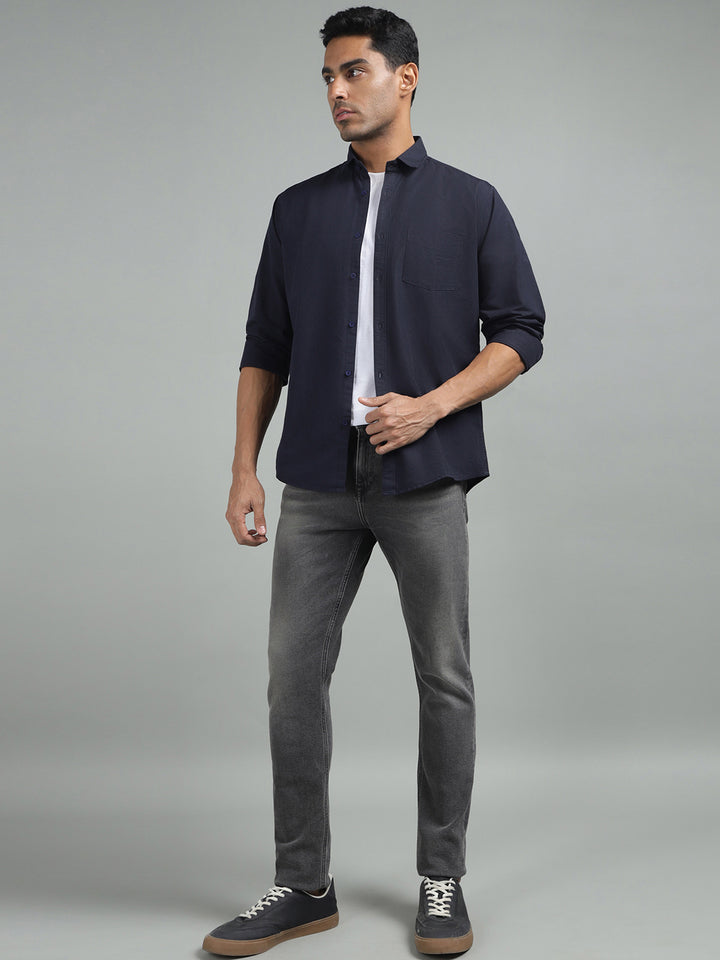 Men Navy Standard Fit Solid Casual Shirt