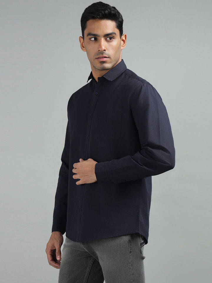 Men Navy Standard Fit Solid Casual Shirt