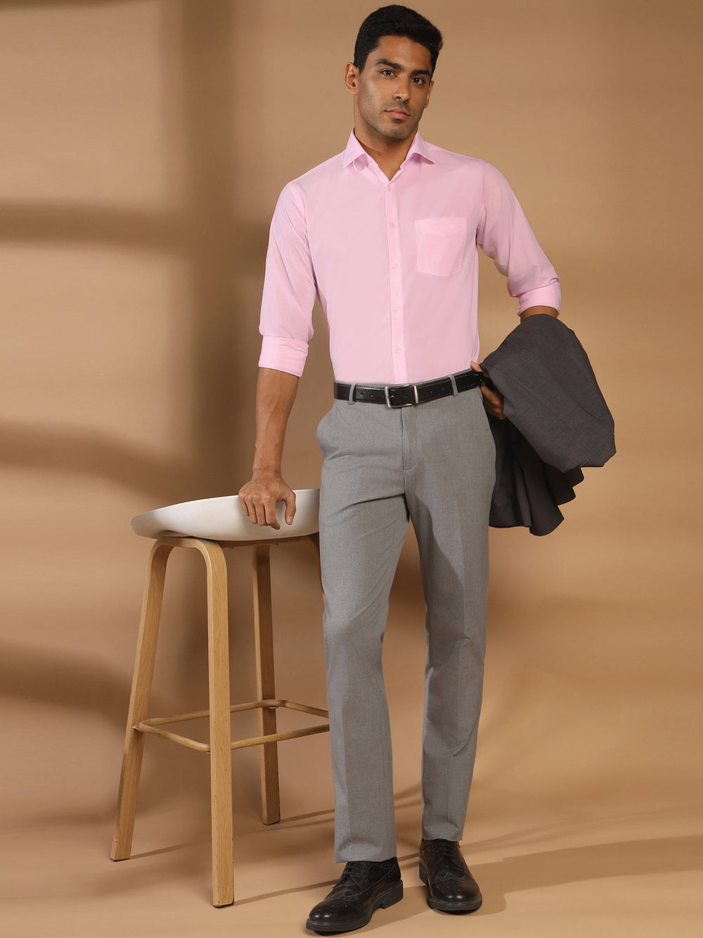 men-pink-standard-fit-solid-formal-shirt-frs-0136-pink