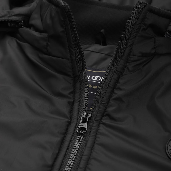 Men's Hooded Puffer Jacket With Zip Closer