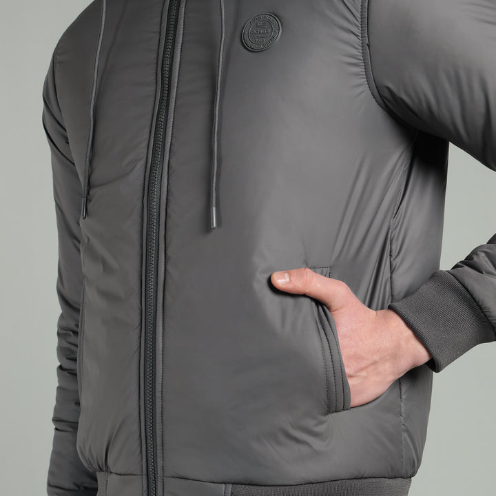Men's Hooded Puffer Jacket With Zip Closer