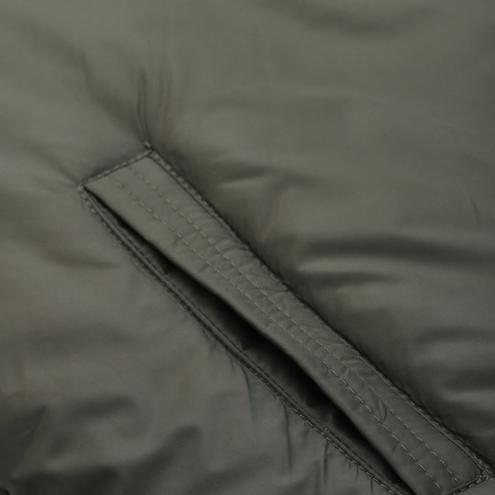 Men's Hooded Puffer Jacket With Zip Closer