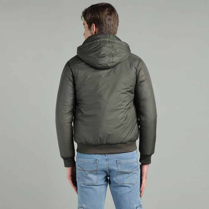 Men's Hooded Puffer Jacket With Zip Closer