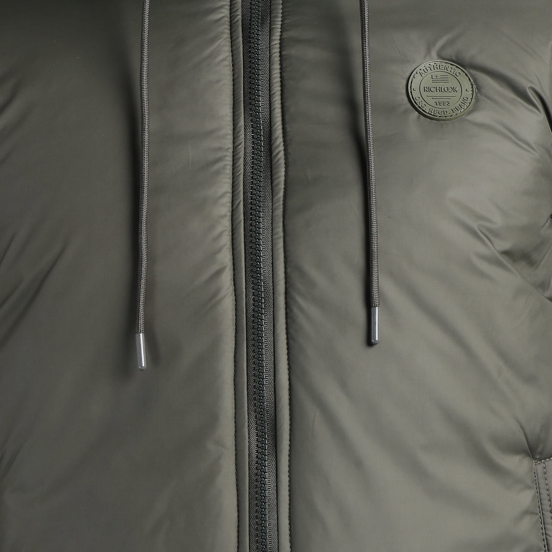 Men's Hooded Puffer Jacket With Zip Closer